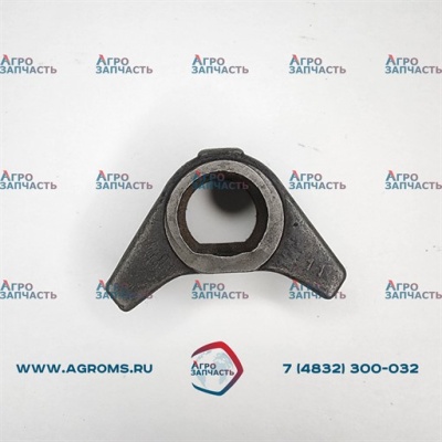 Защелка 220-2303034 (собачка) МТЗ 320